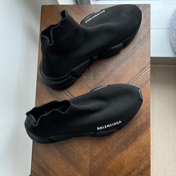Balenciaga Speed Sneaker - Picture 2 of 8